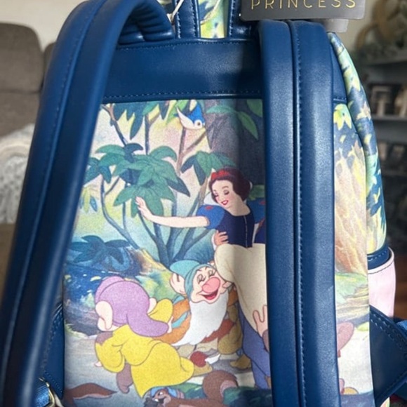 Disney Snow White and Dwarfs Loungefly Blue and Green - Picture 2 of 4